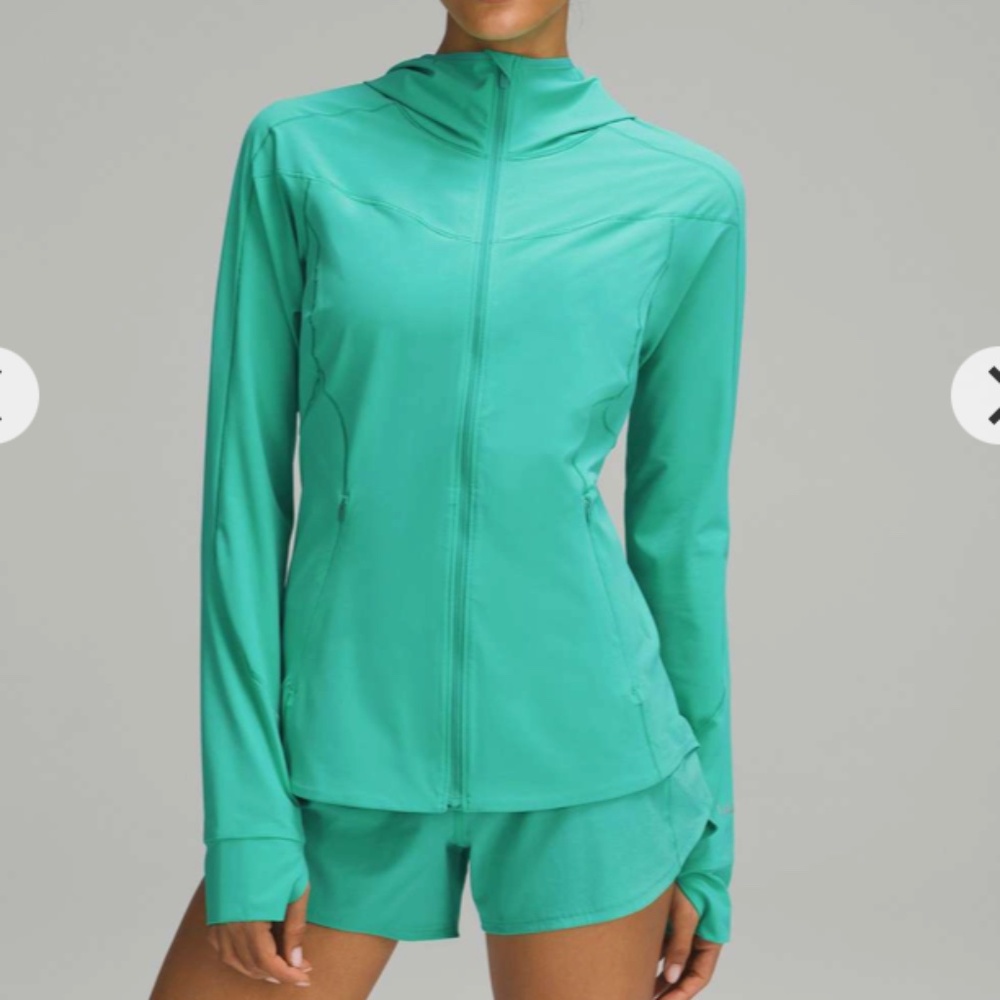 NWOT Lululemon Mist Over Windbreaker